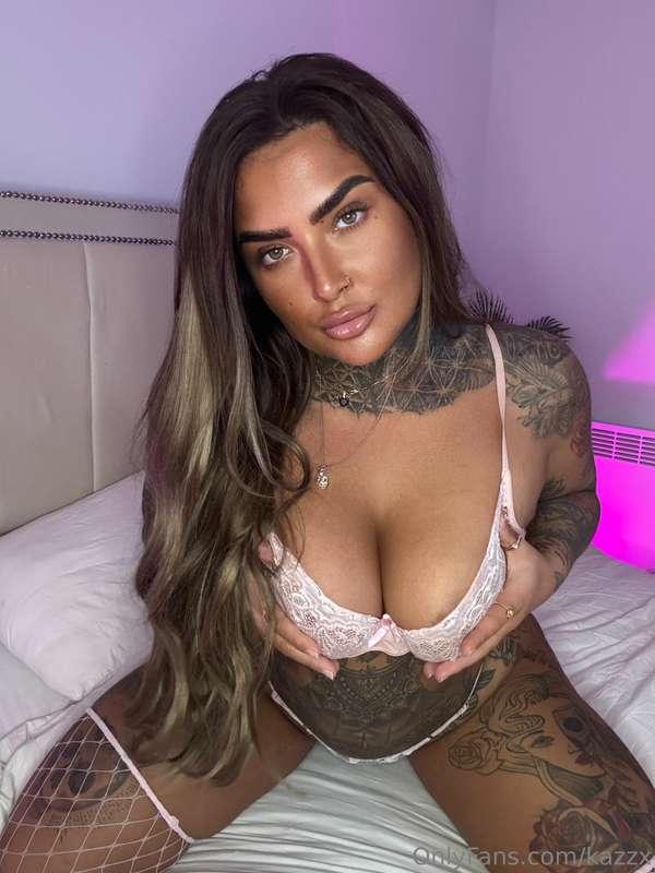 Suck on my tits while I ride you 🥵🥵