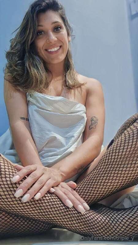 @lynasexxx Lots of free content, month of celebration for my..