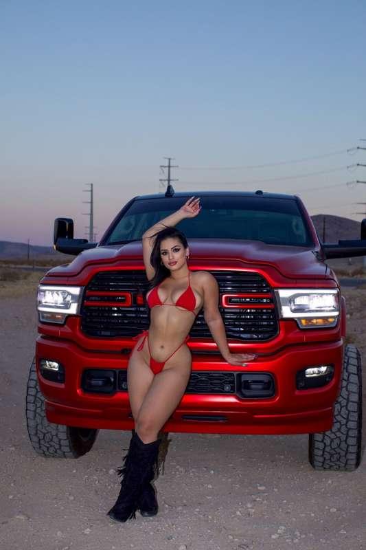 Who's letting me do a shoot with their car next? 👀 tip this ..