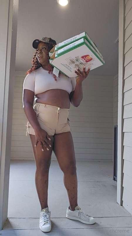 6●26●2024  😘🍕 THE DELIVERY: HOT AND READY 🍕😘  *****NEW VIDEO..