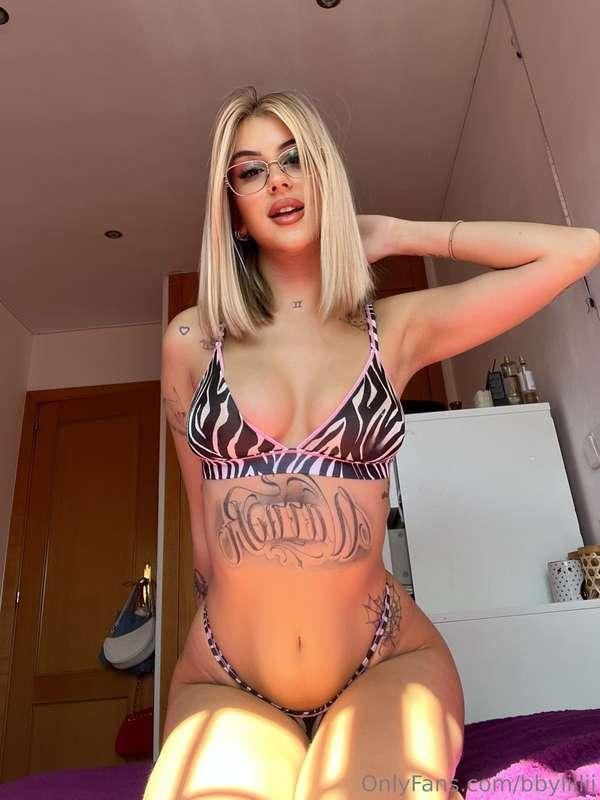 Me veo mucho mejor sin nada, te animas a ver? 🤭