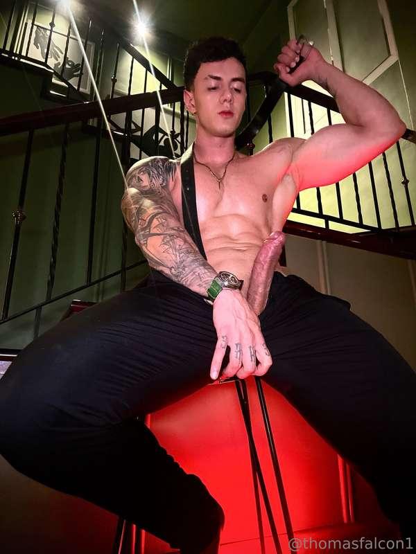 Your horny bad boy is here 😈🔥