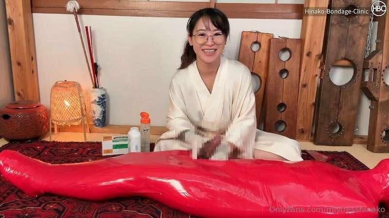What a perfect mummification! 🍆