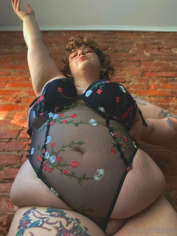 doughbabebbw image #0