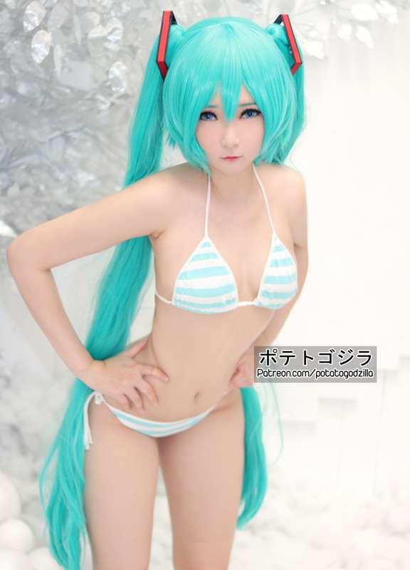 Tier 4 ~ Tier 5 of this June: Hatsune Miku swimsuit ❤