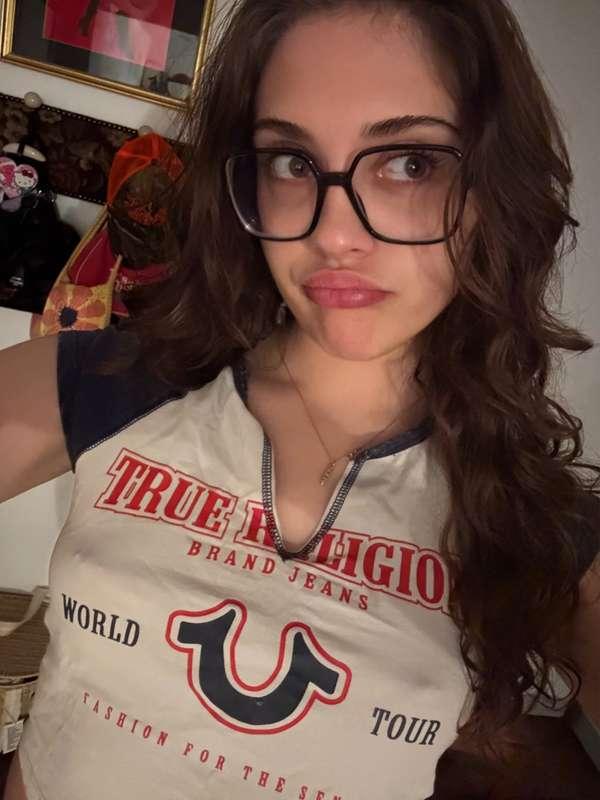 dm me 🥺