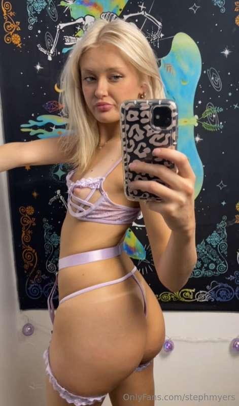 do you think you could eat the booty like groceries ? 🥺