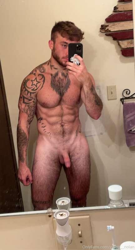 Someone make me hard and suck me off