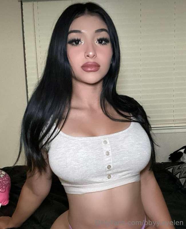 already took my pants off… say hi in the dms to keep going 👀