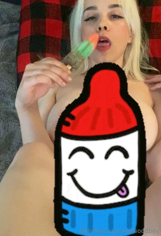 New ppv 👀
Topless 🍒
Black panties 🖤
~10 inch popsicle ❄️

If..