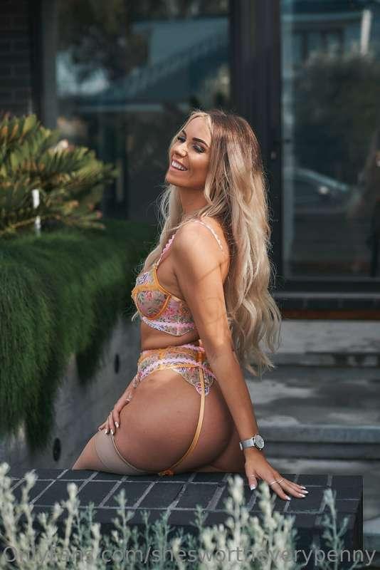 What would you do if you caught me in my garden wearing ling..