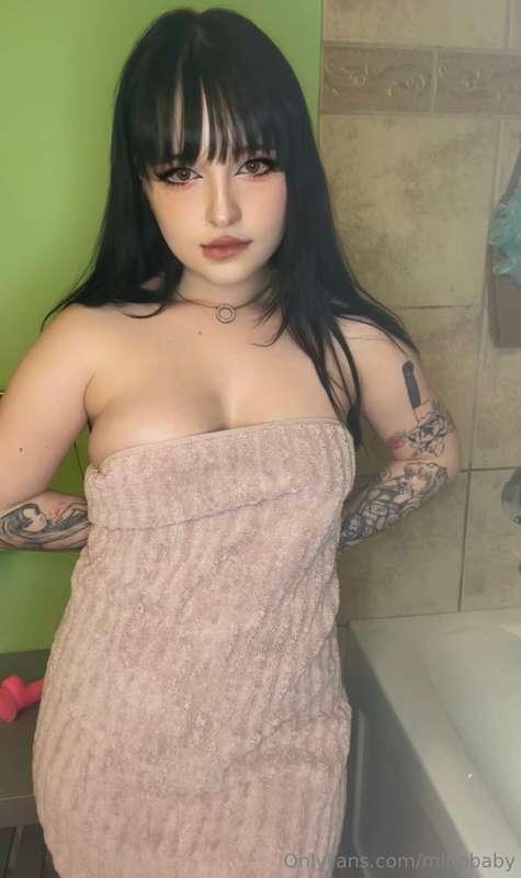 Get FREE uncensored video every week when you turn on ***aut..