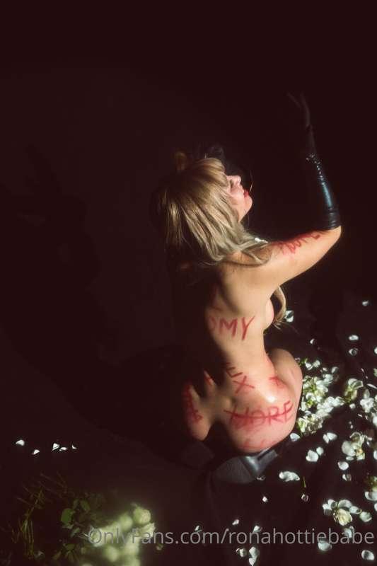 Love me don’t hurt me please