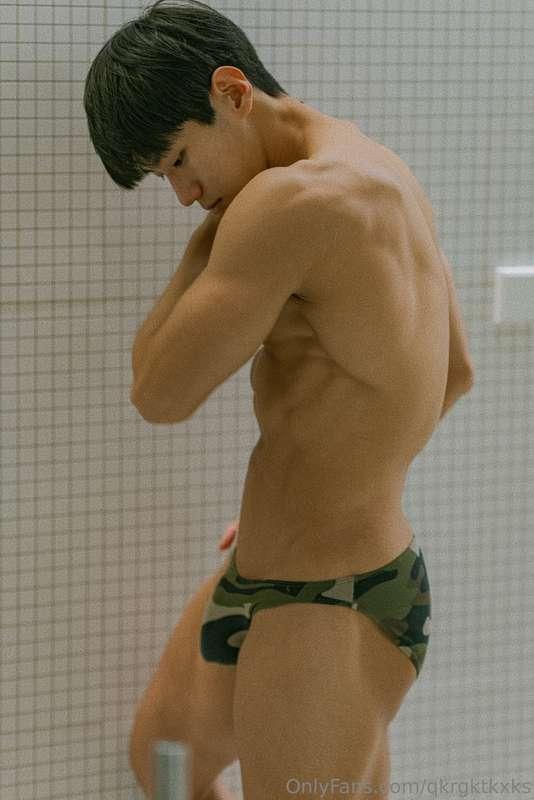 구독자 여러분 이번주는 제가 진짜 바빴네요🥲 주말도 일정이 있긴하지만 그래도 금요일이 왔습니다 :D  요몇일..
