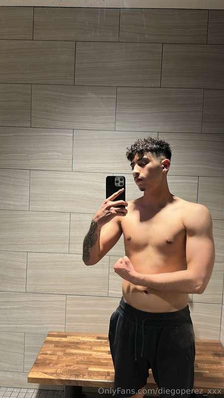 diegoperez_xxx image #0