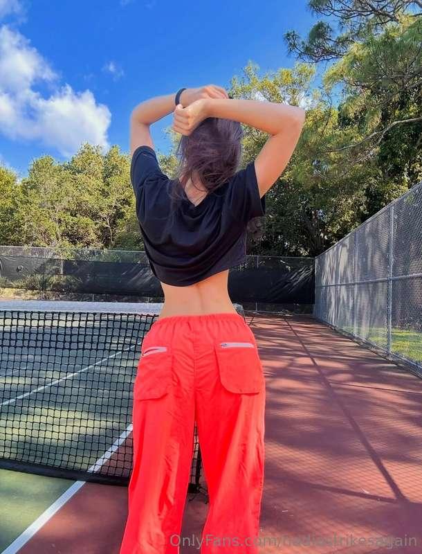 Wanna join? 😇 🎾