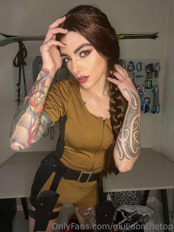 lara croft is ready 🔫
where we going next?

please give me s..