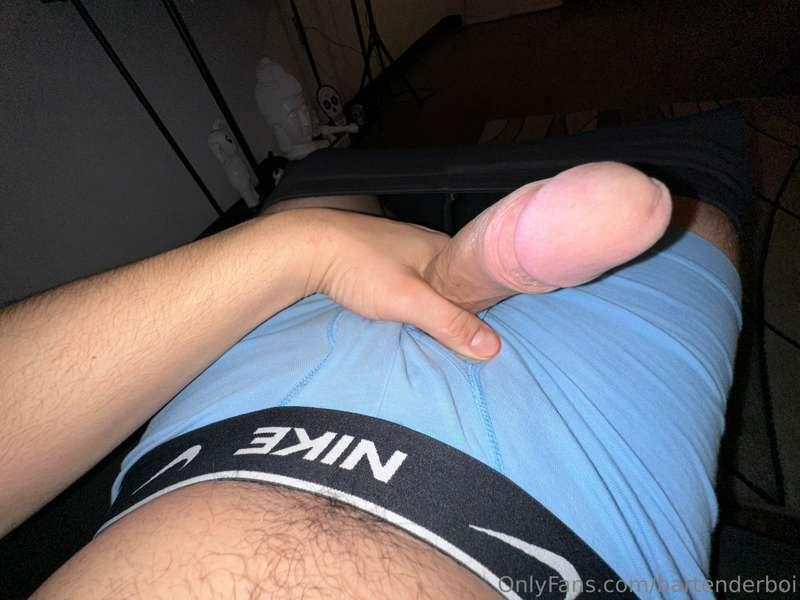 bartenderboi image #1