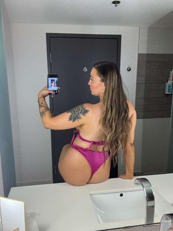 Am I giving you enough tease? 😈