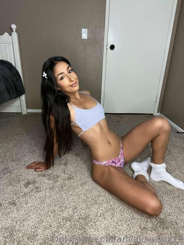 You don't have to be naked to be sexy 😉