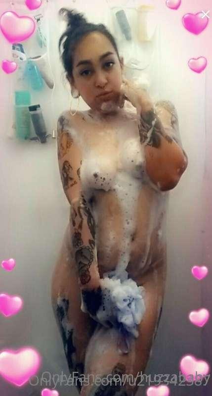 Daily post! Come see your neighborhood goth girl. 😘

@u21934..