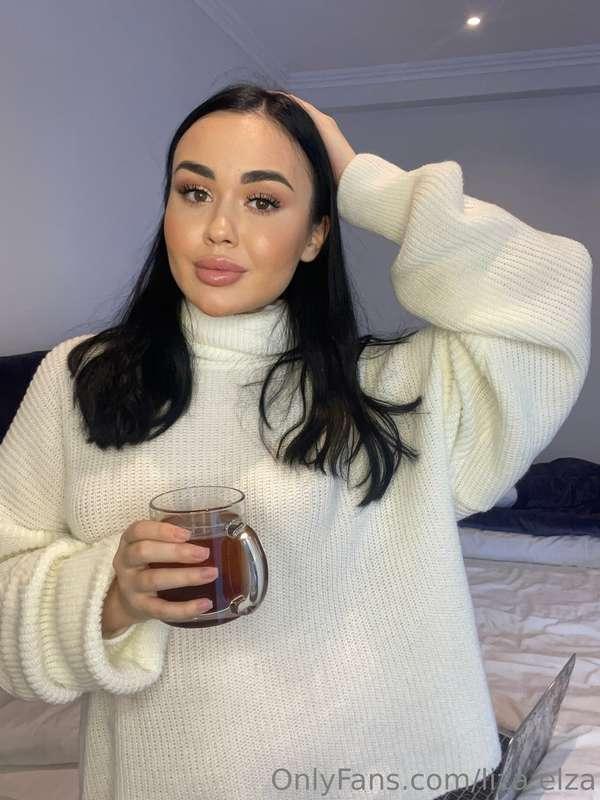 Tea is the most romantic drink, in fact how many dates start..