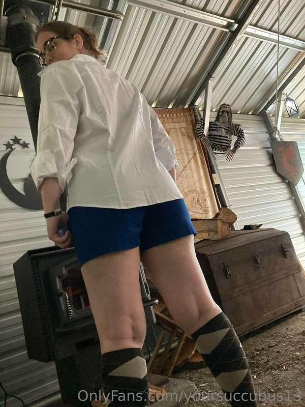Forgot to post the booty shot from my birthday last month! 😁..