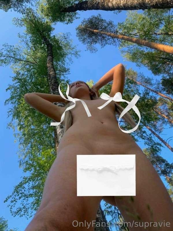 Nude walk in forest was so FUN 🥰