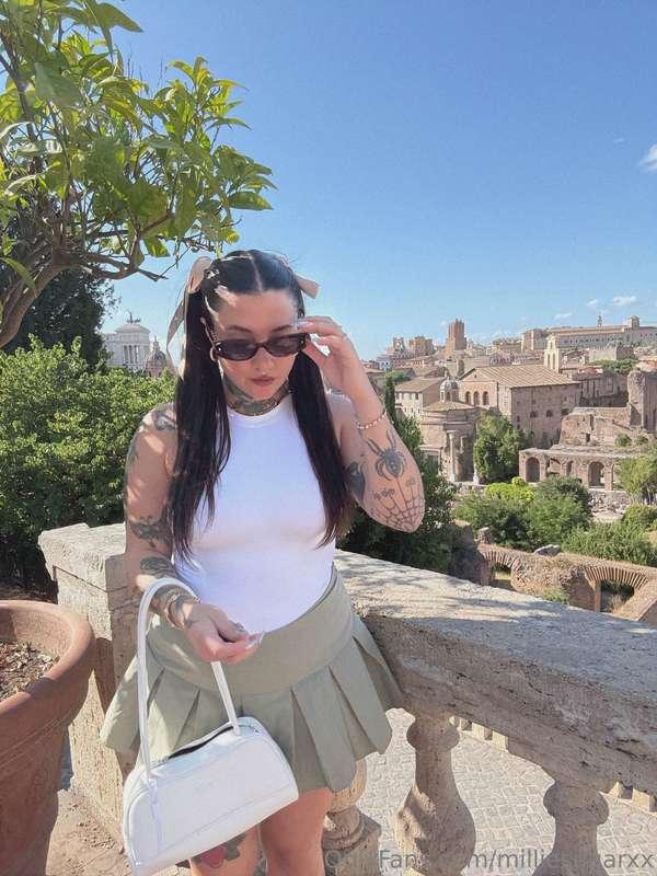 Feeling exquisitely untamed and utterly confident. 💖