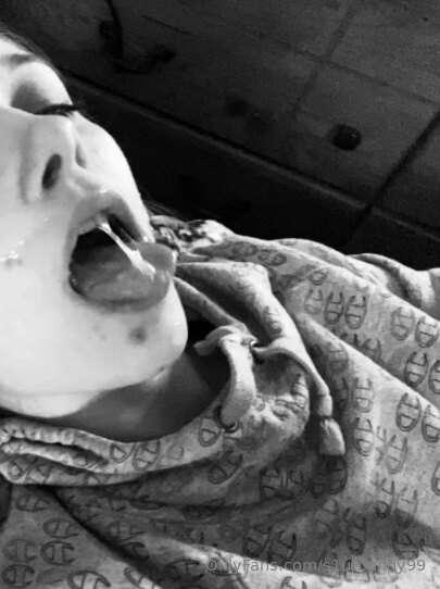 s1utbunny99 image #0