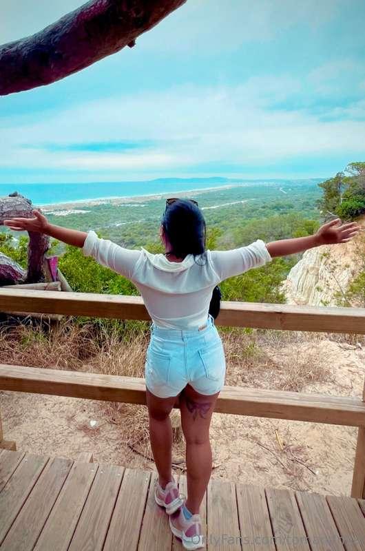 Ugh I miss hiking when it’s warm outside 😖