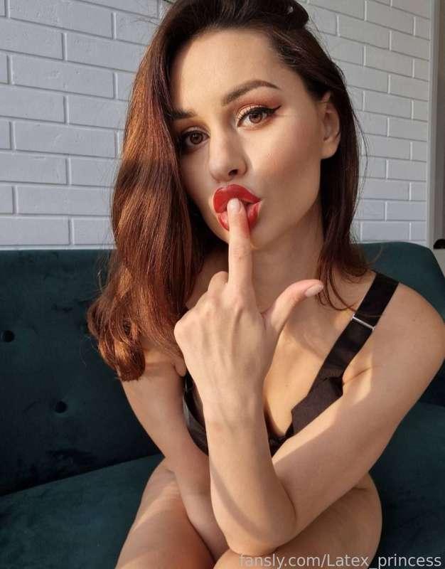 🌶💗 I'm THE HOT BABY WHO WILL CONQUER YOUR HEART (and your dick!) 💗🌶

My gift to you 💫💖: 
https://fans.ly/subscriptions/giftcode/NTY5Mjk5OTA0NzY2MTYwODk3OjE6MTplMDliY2I0ODI0  🔙 FREE❗️

💫 fansly.com/MarieBerger 💫

Are you lonely ?🥺 text me now and let's share our passion and wild desire....

I like it:
 SQUIRT AND PEE💧, STOCKINGS, ANAL PLUG 💫, BDSM 💓, DOUBLE PENETRATION , COCKS 🍆, SEXTING🎃, FETISHES✨, VIDEO CALLS📞 and I like to try on a lot of looks 👻
 

I want to be your one and only slut😏💖
#fyp #feep #squirt #tits #anal #videocall #legs #sexting