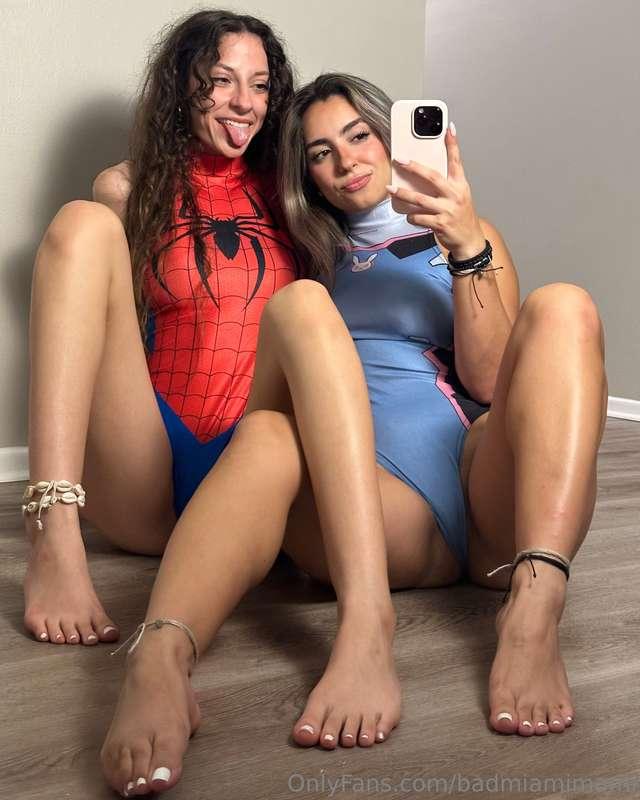 who’s excited to see even more exclusive content of us toget..
