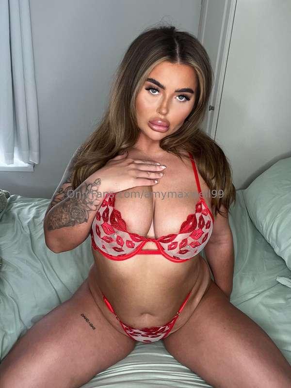 amymaxwell99 image #1