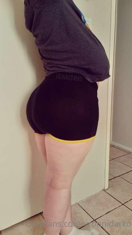 Big round bum