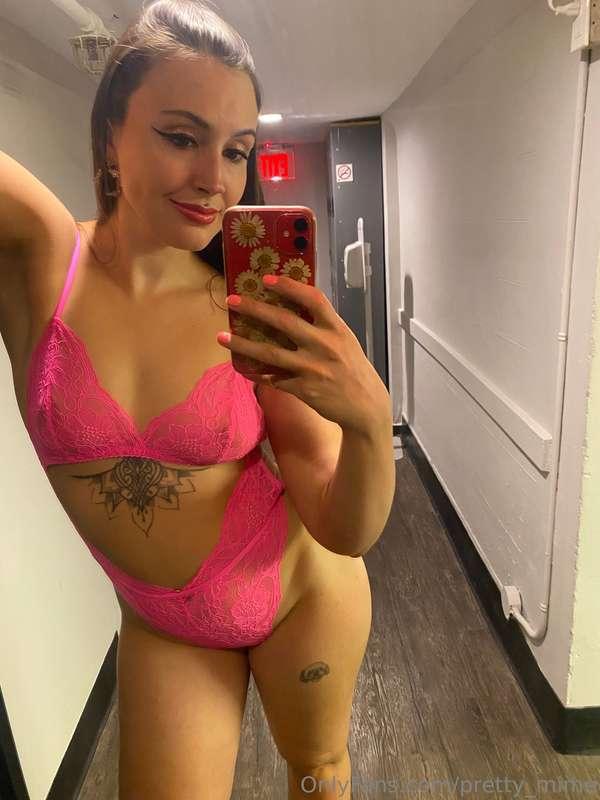 Flashback to my stripper days. 😏🔥-Aurora💖 Xoxxx.💋