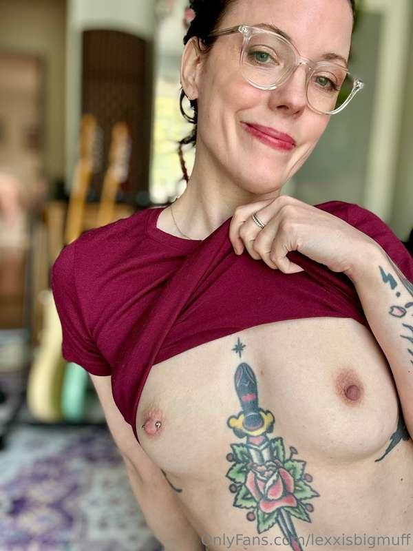 End the weekend right with me? 