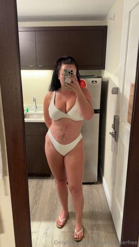 White is pretty cute 