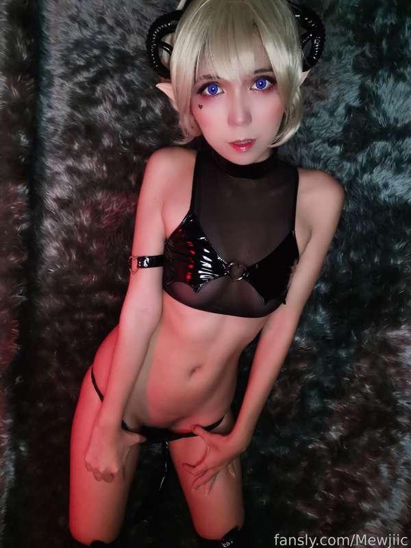 mewjiic image #8