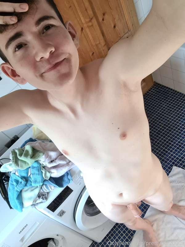 prettyboi2000x image #1