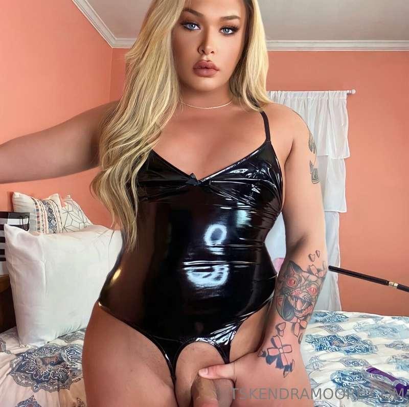 YOUR LATEX MOMMY ⛓️😈⛓️