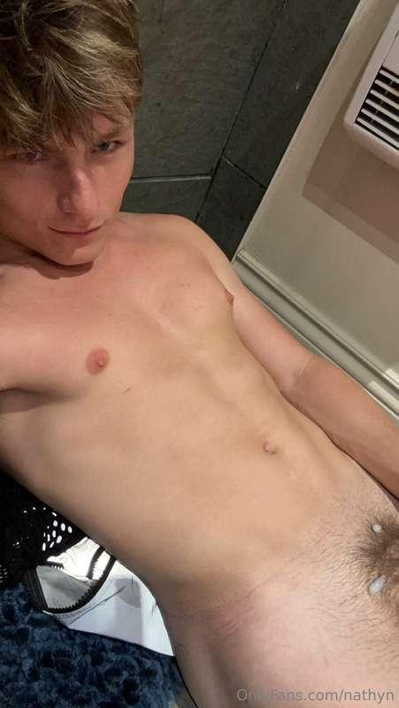 a lil sunday treat ;)