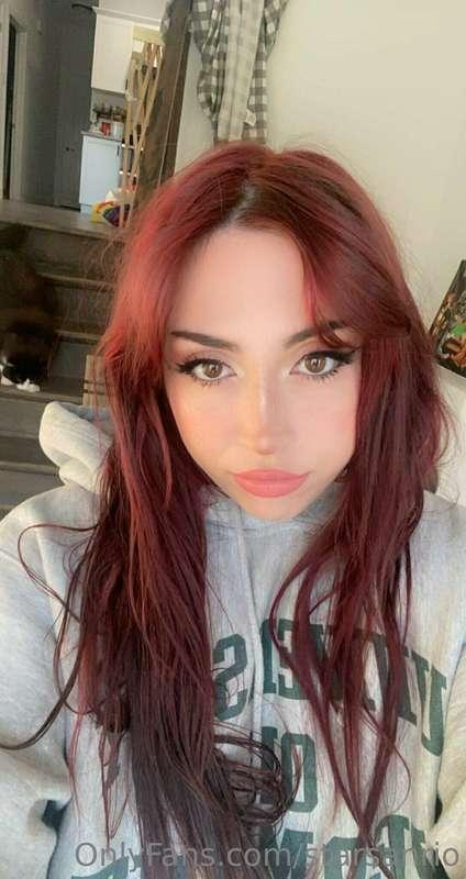 happy Saturday baby 🥰 should i go back to my red hair days ?..