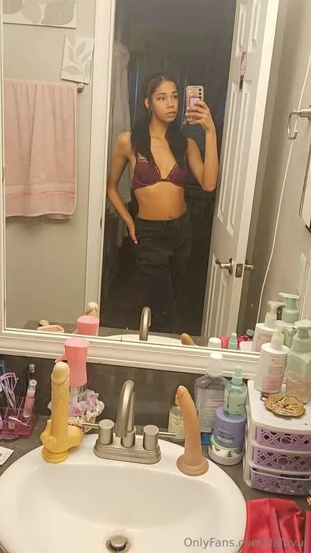 Good morning my lil starlights ✨️💕 [lingerie/nudes]Catch me ..