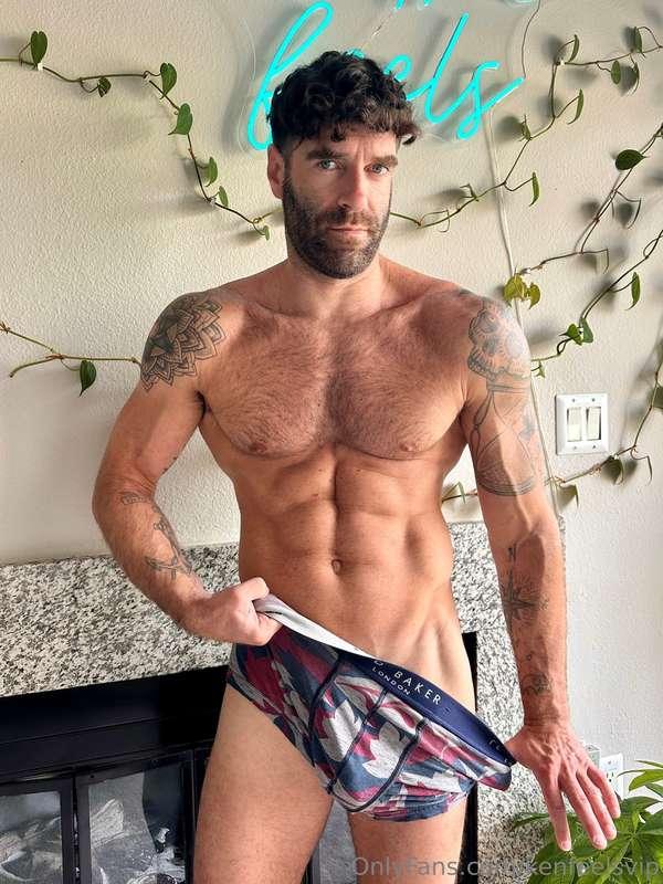 Got you staring 🥵😈