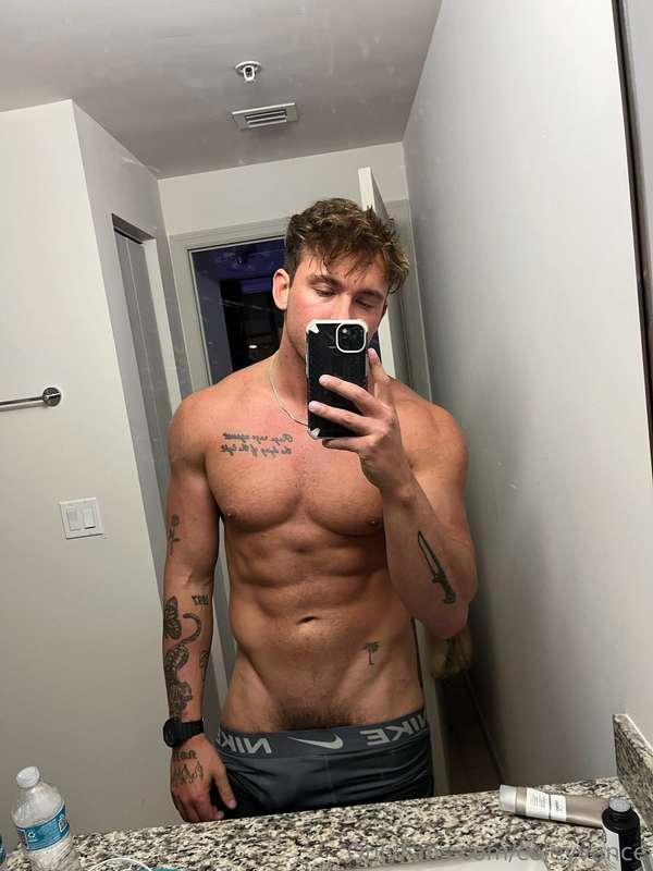 What ya doing rn?