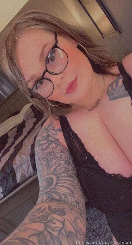 It’s the weekend 🥂 time to have some fun 🤩 

#fyp #milf #butt #boobs #blonde #bigboobs #ass #tits #bigtits #curvy #pussy #thick #kinky  #porn #cum #sex #nsfw #fetish #thick #horny #mommy #milf #pinkpussy #bbw #natural #tattoos #freepage #beautiful #nudes #innie 