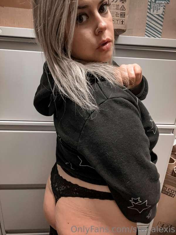 star.alexis image #1