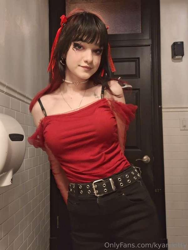 I know it's a little late but I hope you all had a great val..
