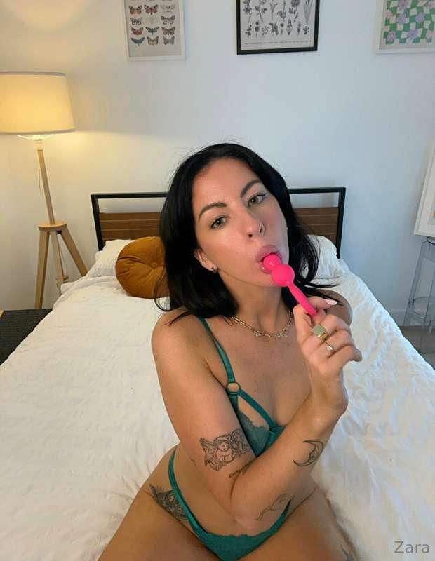 Thinking about sucking your cock 🩷